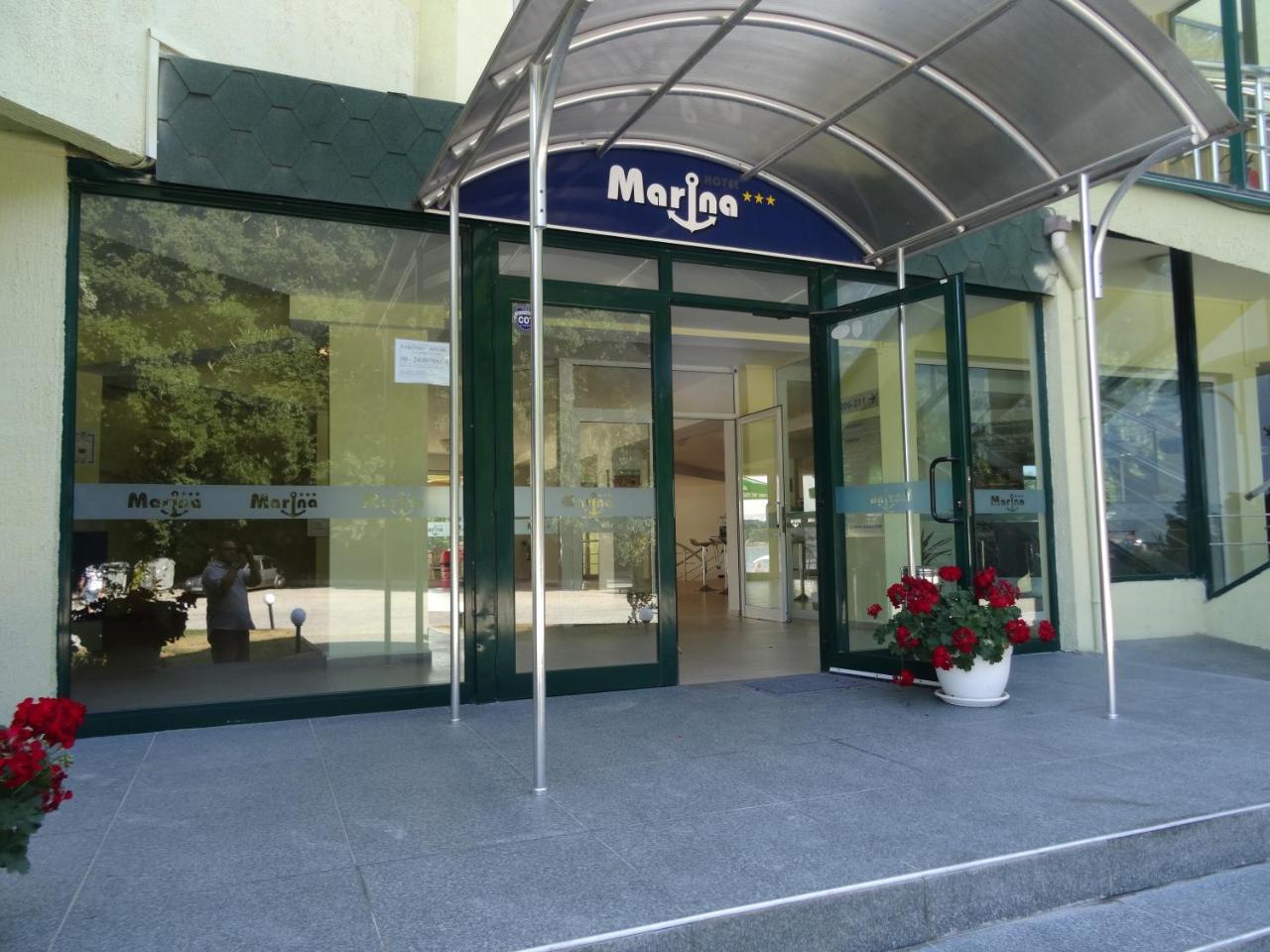 Hotel Marina Kiten  Exterior foto